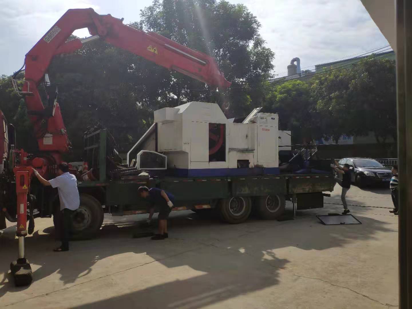 巨資采購一批多功位冷鐓機，東莞僅此一家